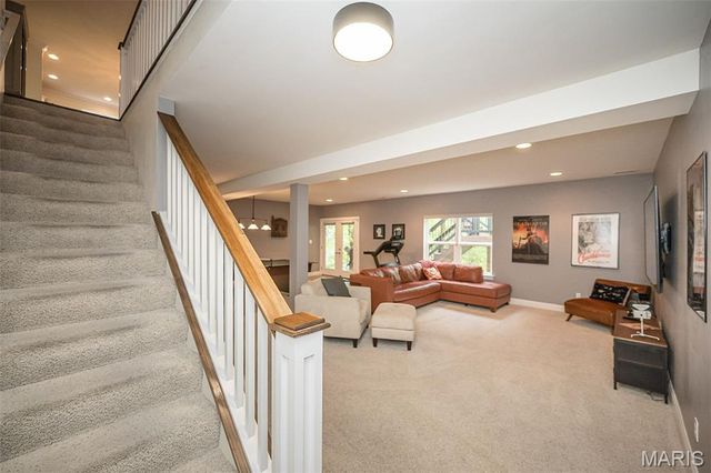 1 Rockfern Court, High Ridge, MO 63049