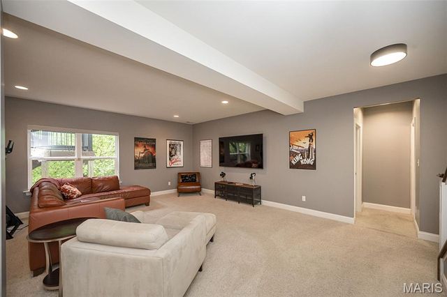 1 Rockfern Court, High Ridge, MO 63049