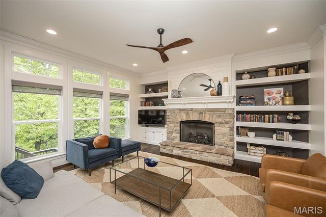 1 Rockfern Court, High Ridge, MO 63049