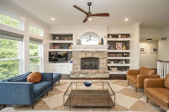 1 Rockfern Court, High Ridge, MO 63049