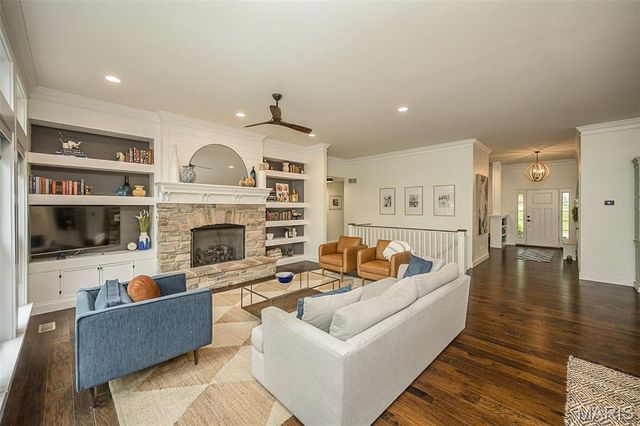 1 Rockfern Court, High Ridge, MO 63049