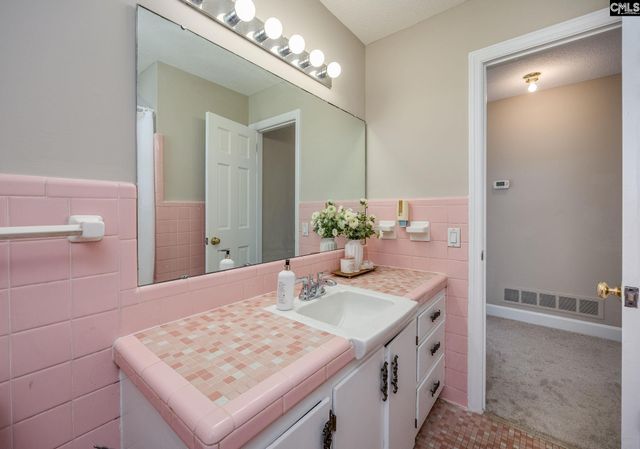 1019 Veterans Road, Columbia, SC 29209