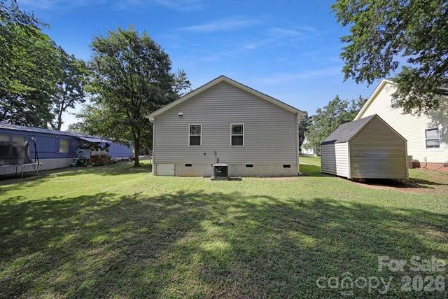 362 Sharpe Street, Mooresville, NC 28115