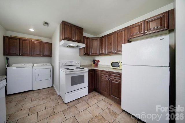 362 Sharpe Street, Mooresville, NC 28115