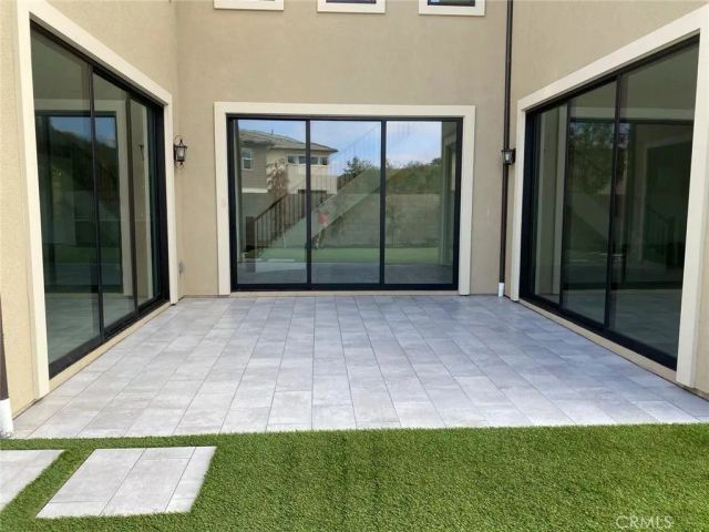 130 INTERSTELLA, Irvine, CA 92618