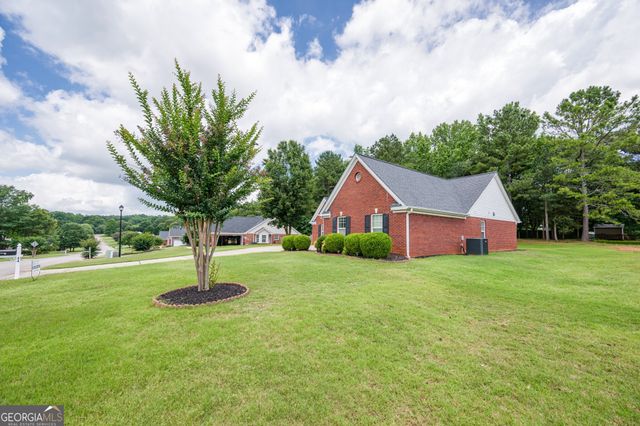 44 Blue Grass Drive, Jefferson, GA 30549