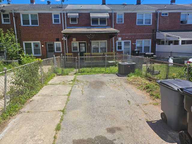 2147 CORALTHORN RD, Middle River, MD 21220