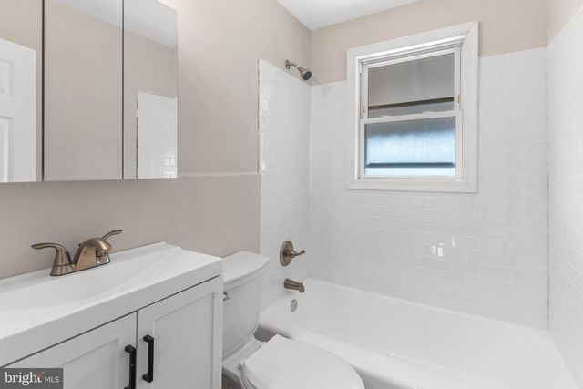 2147 CORALTHORN RD, Middle River, MD 21220