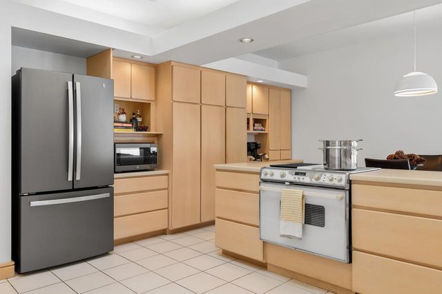 W6482 Birchview DRIVE, Onalaska, WI 54650