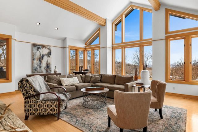 W6482 Birchview DRIVE, Onalaska, WI 54650