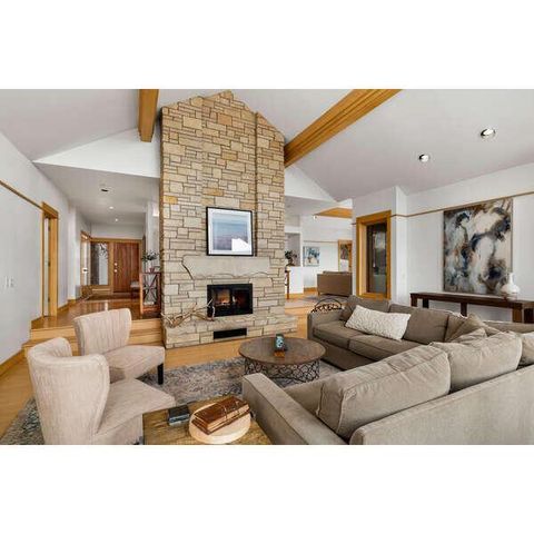 W6482 Birchview DRIVE, Onalaska, WI 54650