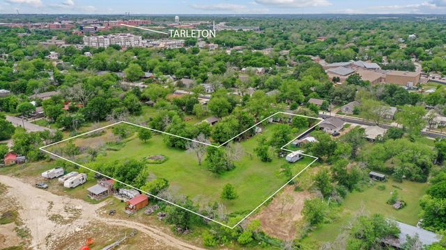 860 W Long Street 2, Stephenville, TX 76401