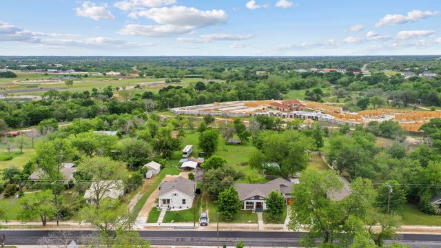 860 W Long Street 2, Stephenville, TX 76401