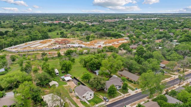 860 W Long Street 2, Stephenville, TX 76401