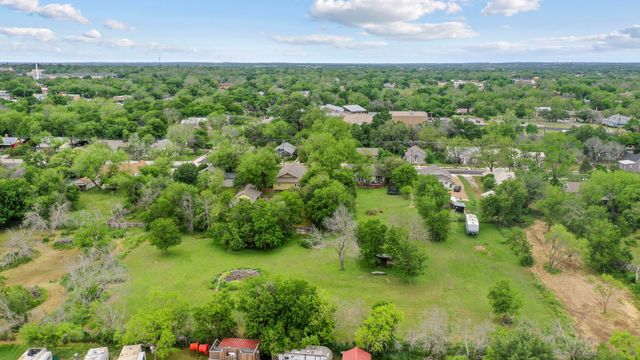 860 W Long Street 2, Stephenville, TX 76401