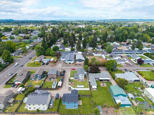 2808 20TH Ave, Albany, OR 97322
