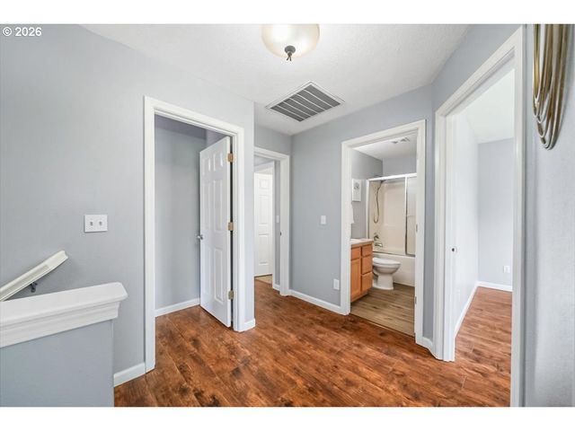 2808 20TH Ave, Albany, OR 97322