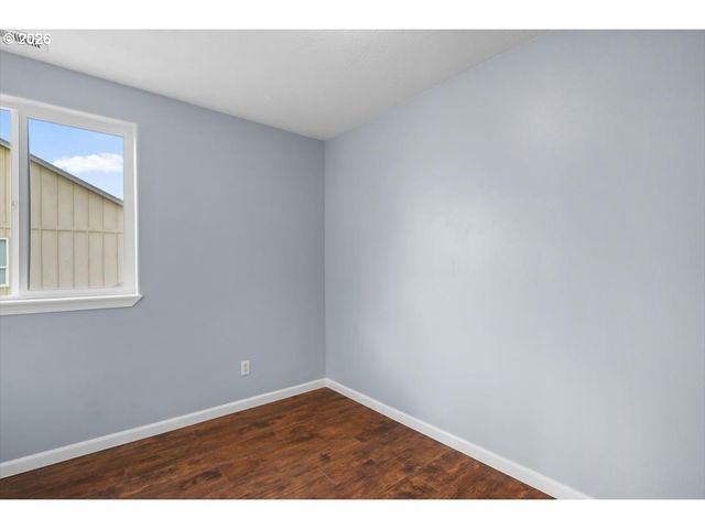 2808 20TH Ave, Albany, OR 97322