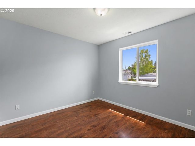2808 20TH Ave, Albany, OR 97322