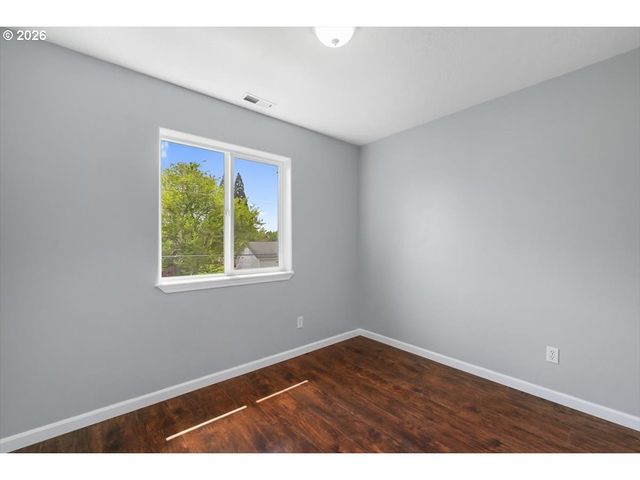 2808 20TH Ave, Albany, OR 97322