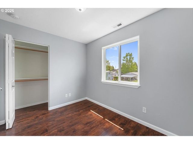 2808 20TH Ave, Albany, OR 97322