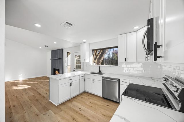 6703 Casablanca Drive, Houston, TX 77088