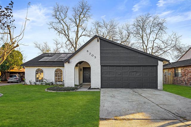6703 Casablanca Drive, Houston, TX 77088