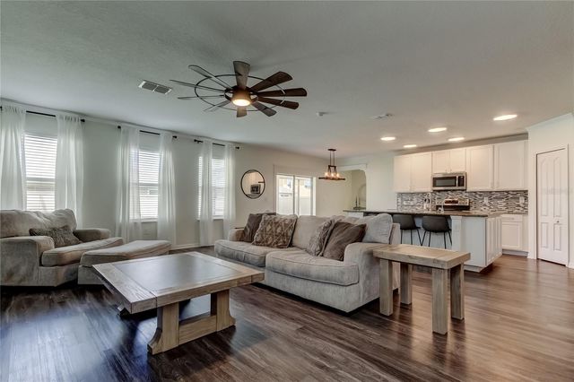 30943 PARROT REEF COURT, Wesley Chapel, FL 33545