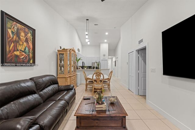 3220 ne 11th dr 1, Homestead, FL 33033