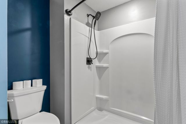 2214 Red Pine Lane SW, Rochester, MN 55902