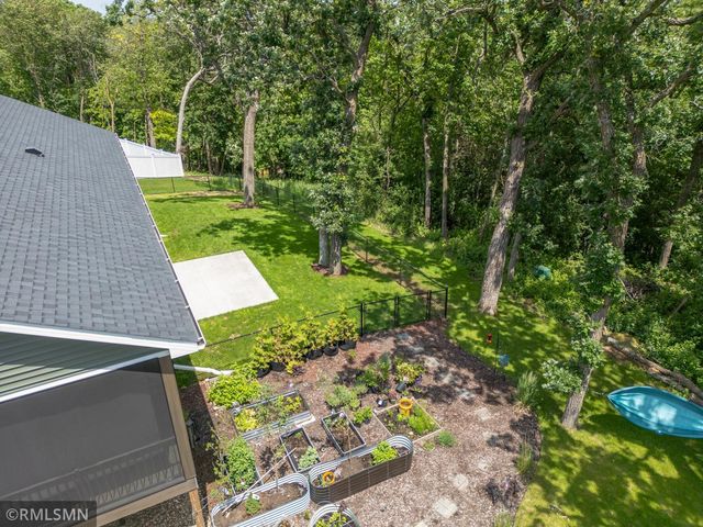 2214 Red Pine Lane SW, Rochester, MN 55902