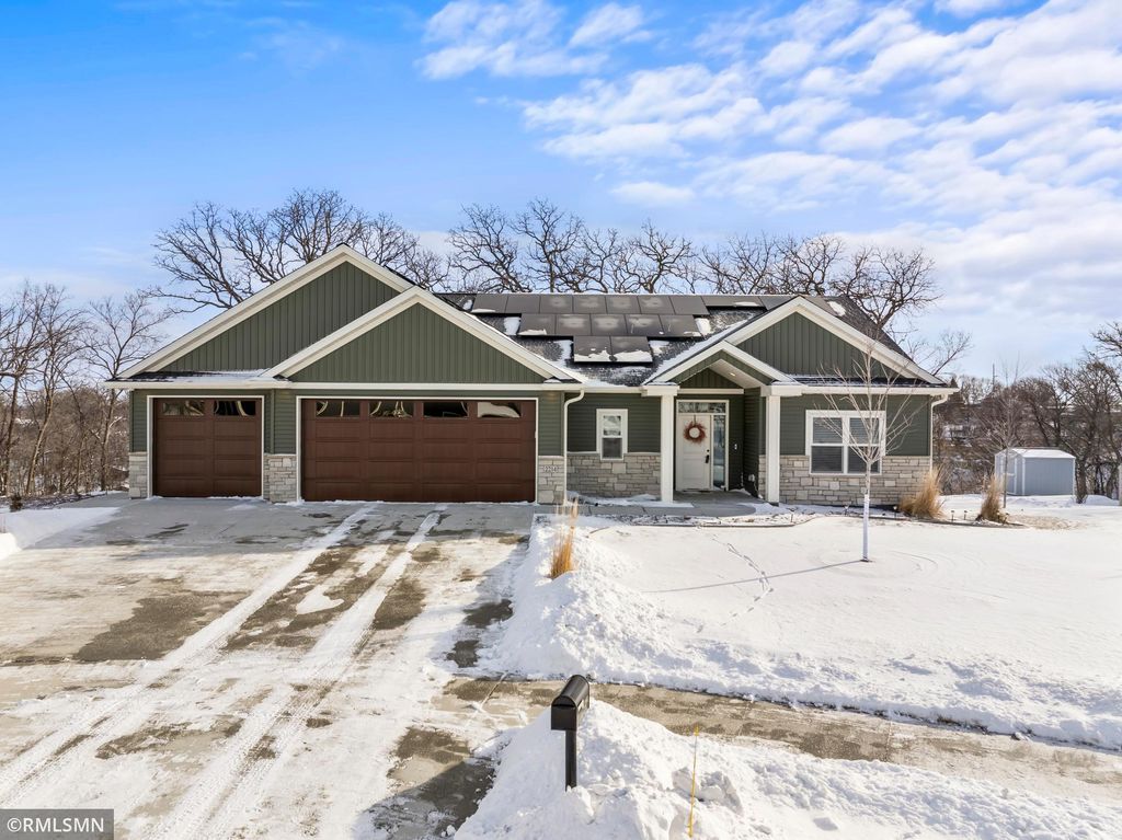 2214 Red Pine Lane SW, Rochester, MN 55902