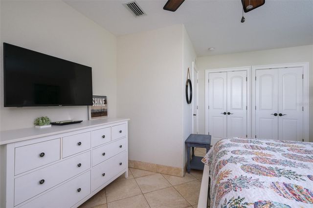 4118 5TH AVENUE, Holmes Beach, FL 34217