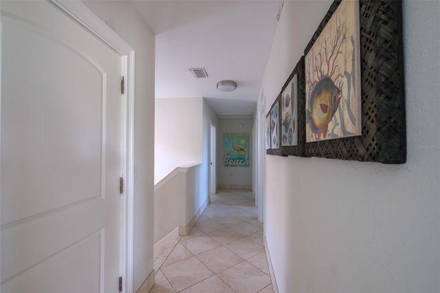 4118 5TH AVENUE, Holmes Beach, FL 34217