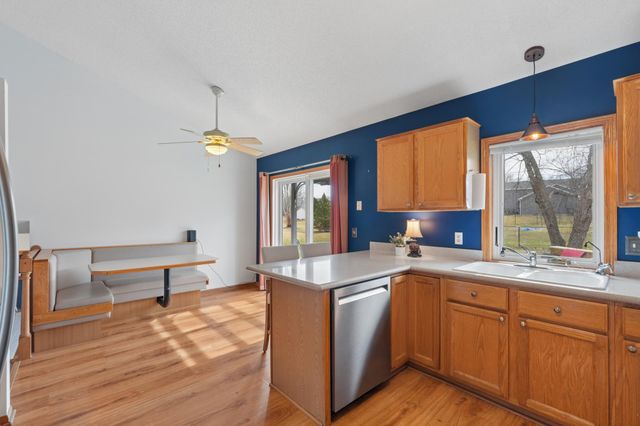 17352 Homestead Trail, Lakeville, MN 55044