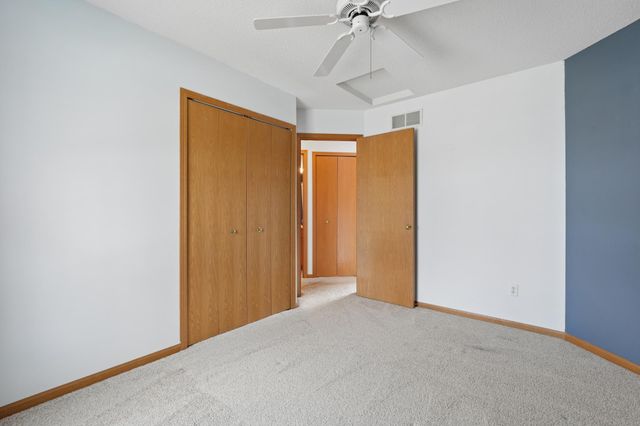 17352 Homestead Trail, Lakeville, MN 55044