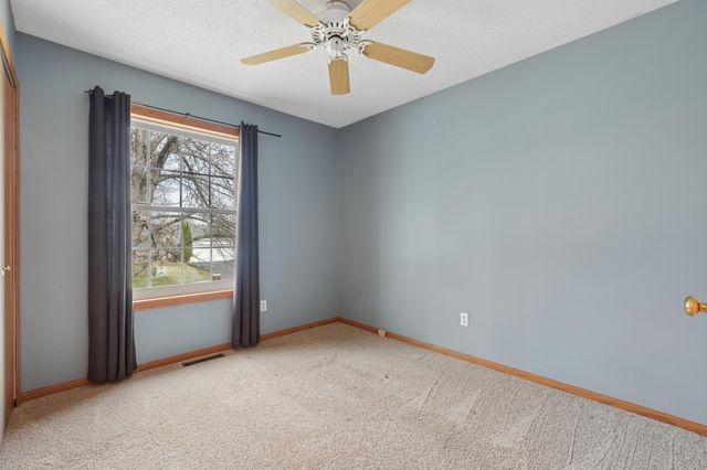 17352 Homestead Trail, Lakeville, MN 55044