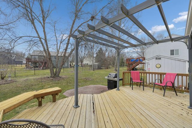 17352 Homestead Trail, Lakeville, MN 55044