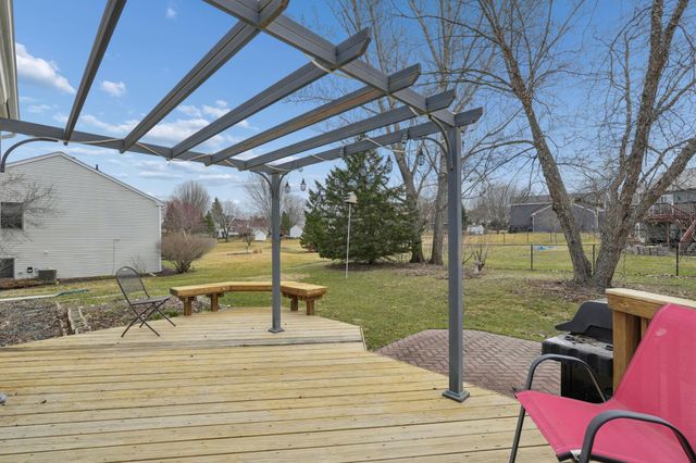 17352 Homestead Trail, Lakeville, MN 55044