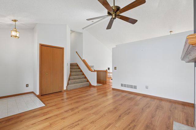 17352 Homestead Trail, Lakeville, MN 55044