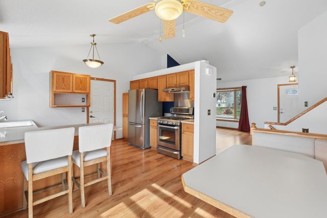 17352 Homestead Trail, Lakeville, MN 55044