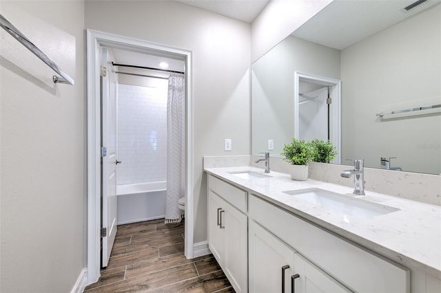 9926 WILD BEGONIA LOOP, Land O Lakes, FL 34637