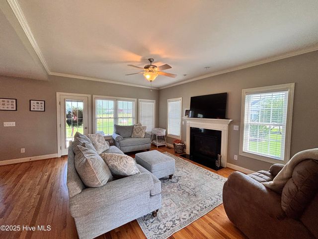 1604 Timberlake Drive, Clinton, NC 28328