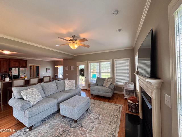1604 Timberlake Drive, Clinton, NC 28328