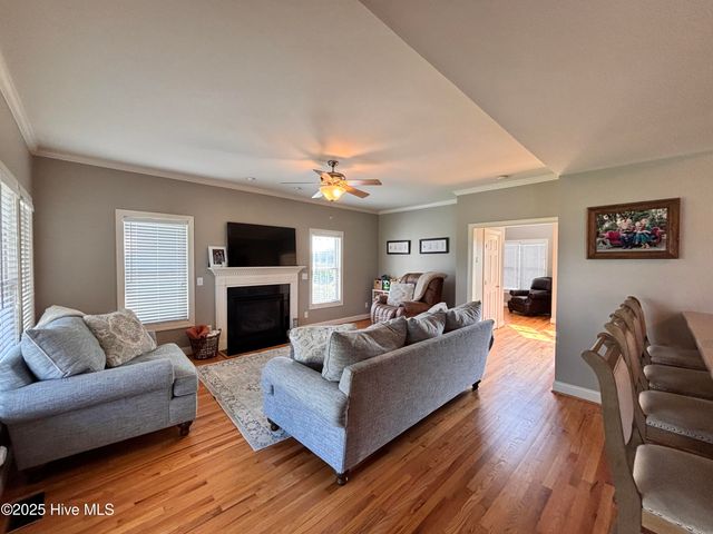 1604 Timberlake Drive, Clinton, NC 28328