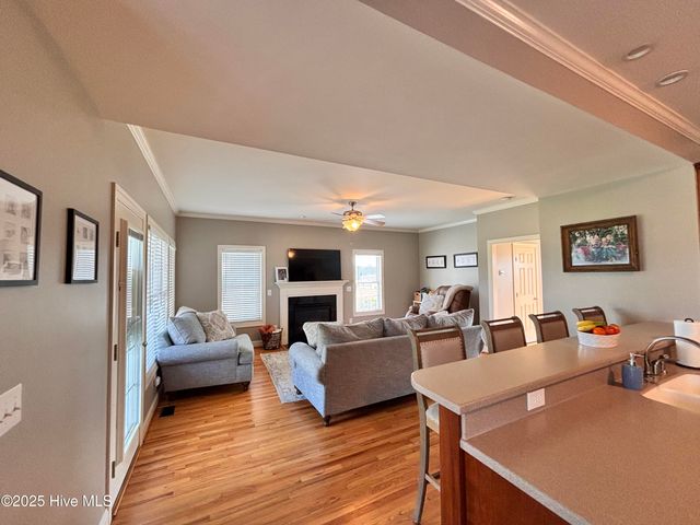 1604 Timberlake Drive, Clinton, NC 28328