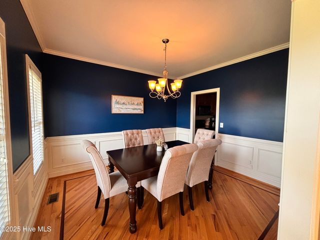 1604 Timberlake Drive, Clinton, NC 28328