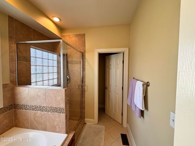 1604 Timberlake Drive, Clinton, NC 28328