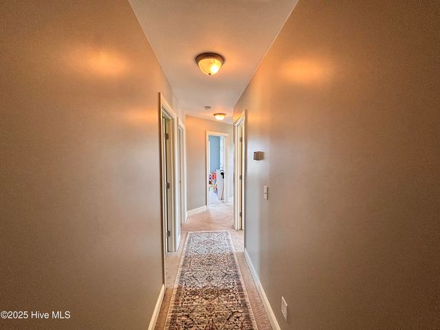 1604 Timberlake Drive, Clinton, NC 28328