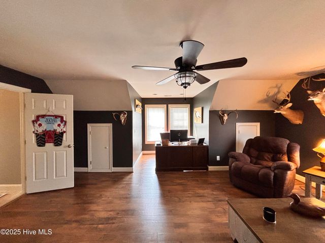 1604 Timberlake Drive, Clinton, NC 28328